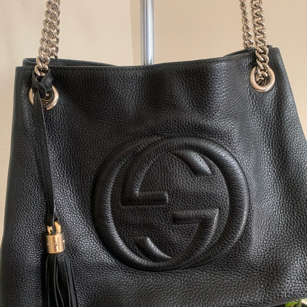 Gucci Soho Pebbled Leather Chain Tote. - Picture 2 of 11